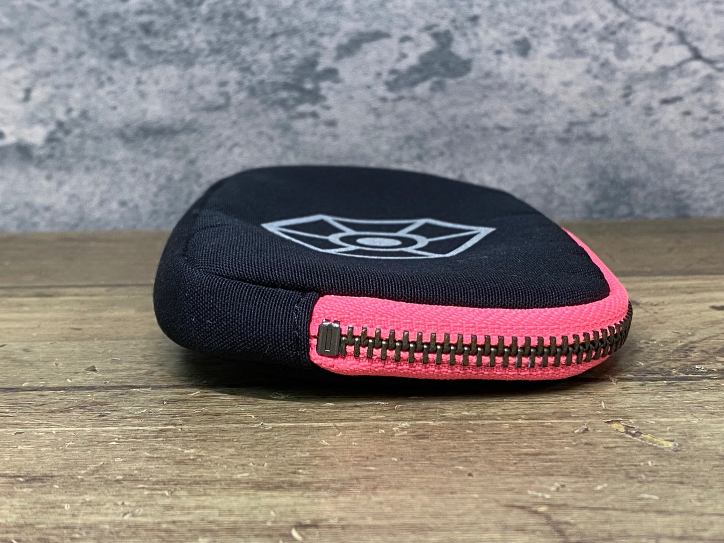 JB147 ラファ Rapha CLUBHOUSE ESSENTIALS CASE サイクルポーチ 黒 ピンク