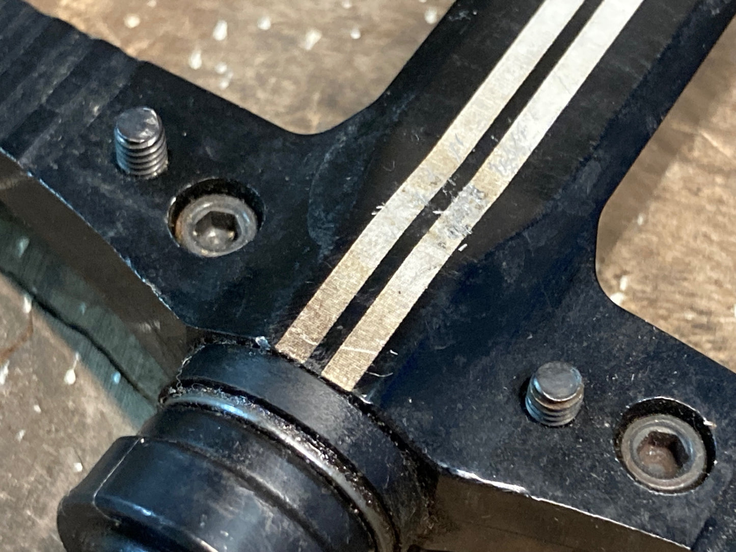 IN170 デイティー DEITY BLADERUNNER フラットペダル