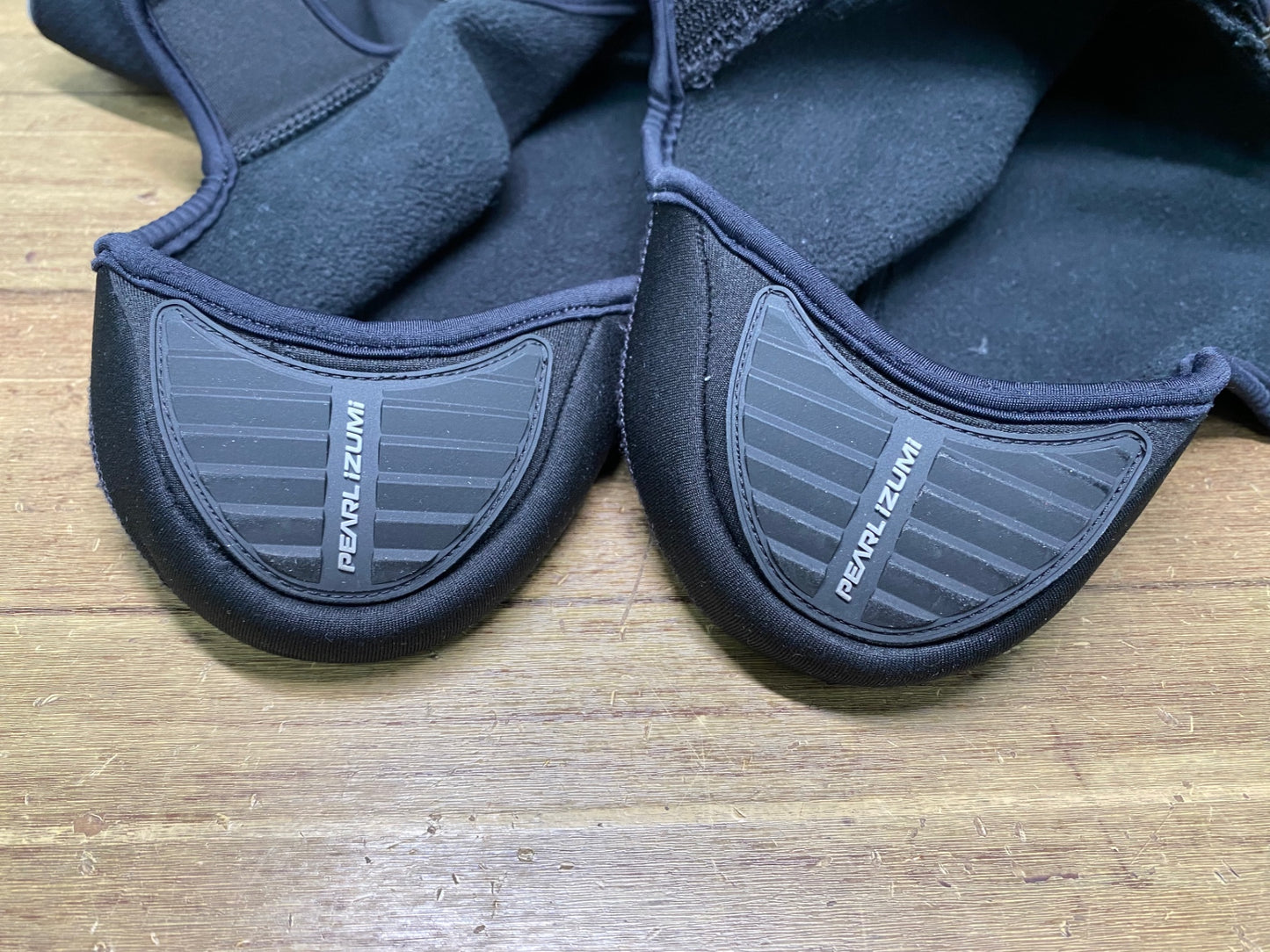 JA847 パールイズミ PEARL iZUMi シューズカバー 黒 M 裏起毛