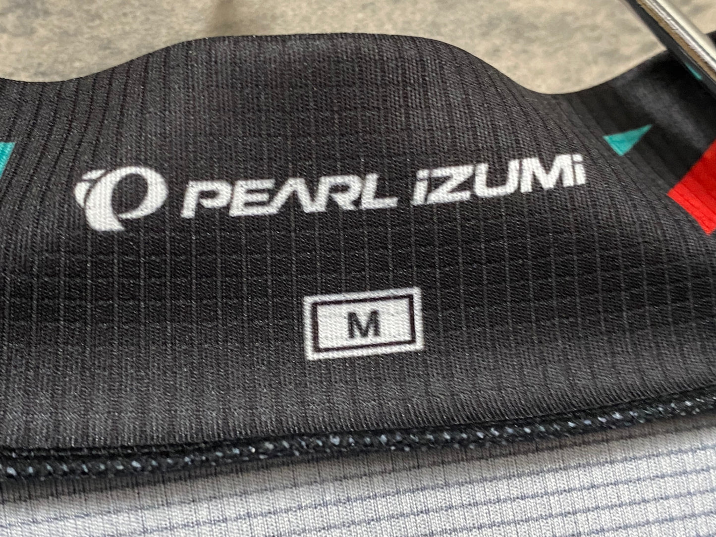 JB379 パールイズミ PEARL iZUMi 半袖 サイクルジャージ 黒 M