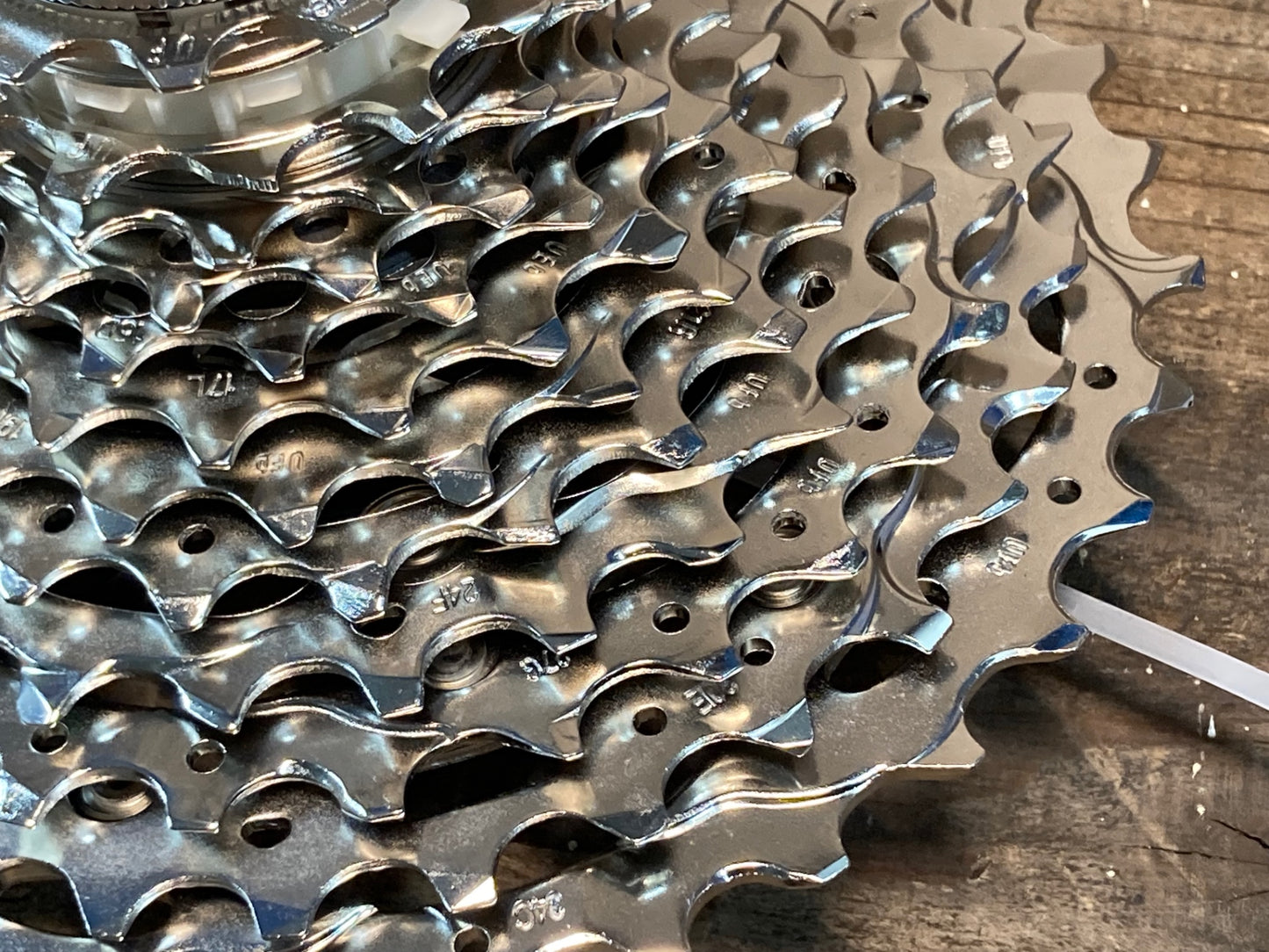 IQ121 シマノ SHIMANO 105 CS-R7100-12 スプロケット 12s 11-34T