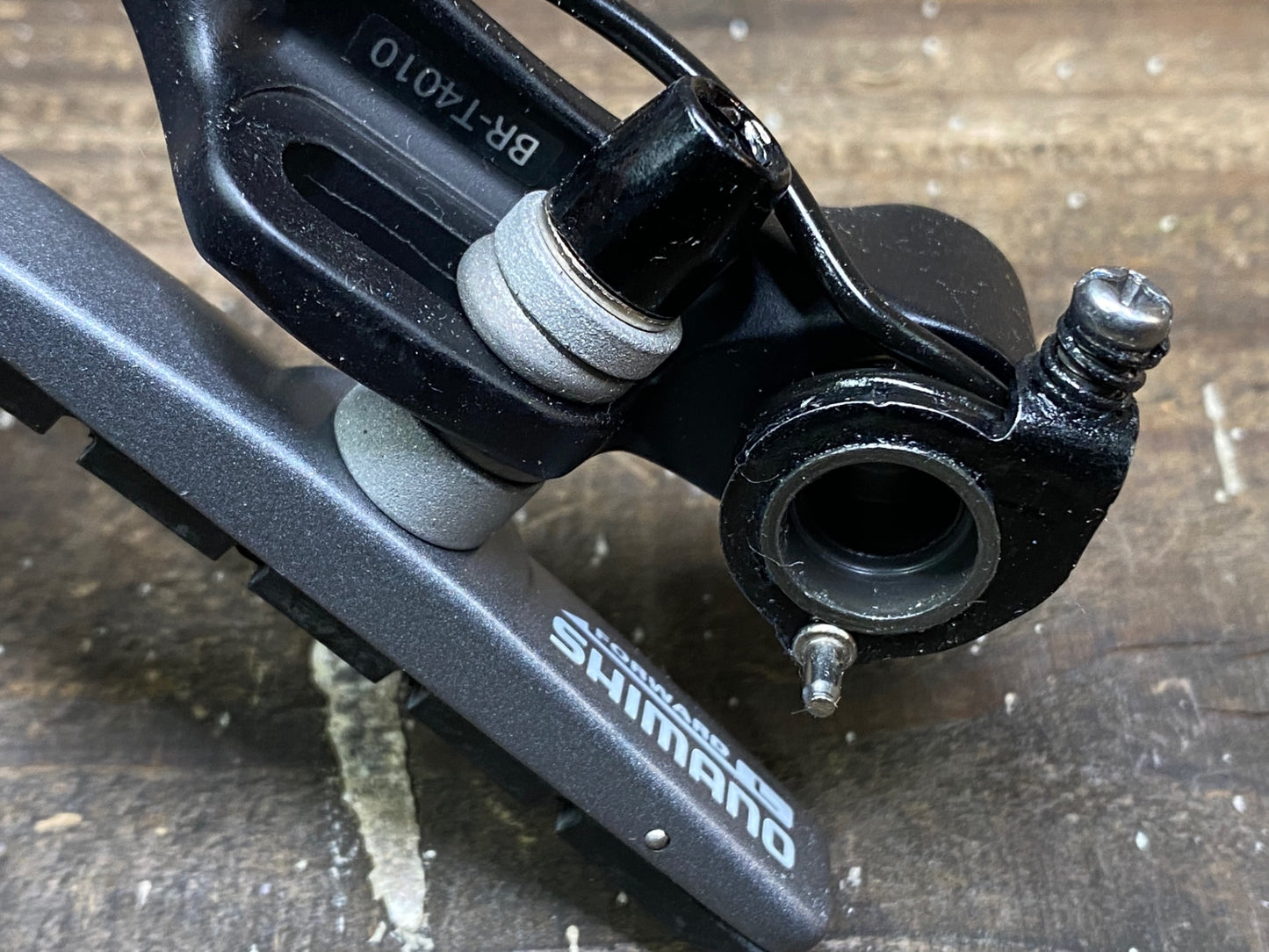 IR367 シマノ SHIMANO ALIVIO BR-T4010 Vブレーキ リア 黒