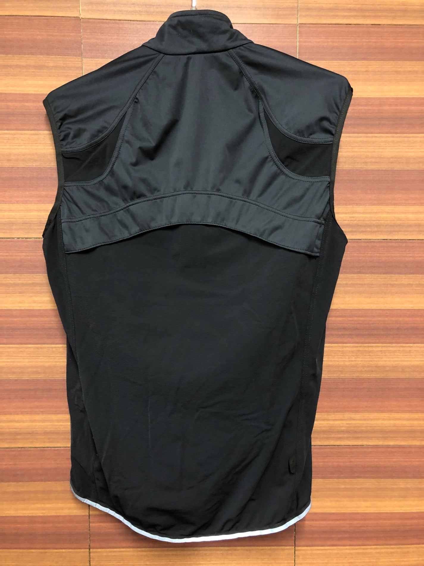 IM436 イザドア Isadore I7A3O7E サイクルベスト ジレ 黒 S