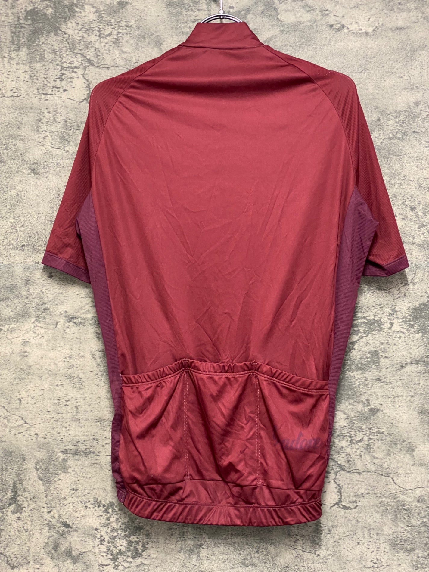 JB432 イザドア Isadore 半袖サイクルジャージ Lサイズ 赤 ※タバコ臭あり