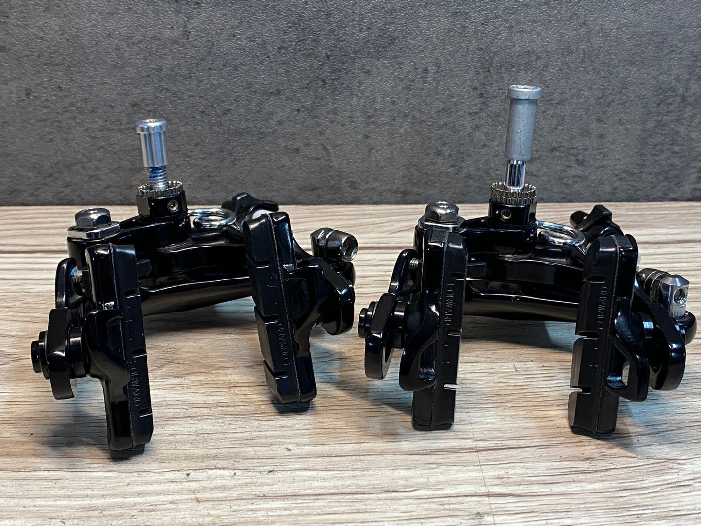 IU546 カンパニョ―ロ CAMPAGNOLO レコード RECORD BR19-REDP キャリパーブレーキ 前後セット