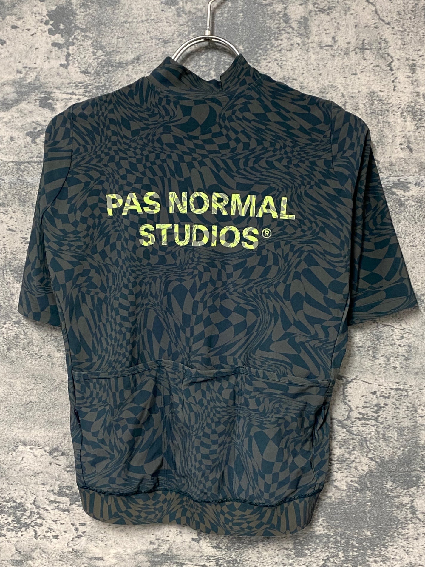 JC437 パスノーマルスタジオ Pas Normal Studios | Men's Essential Jersey 半袖 サイクルジャージ オリーブグリーン S