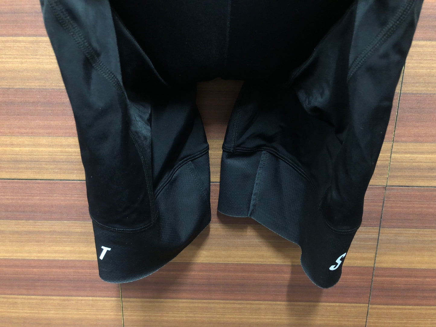 IU089 サンボルト SUNVOLT ビブショーツ 黒 M