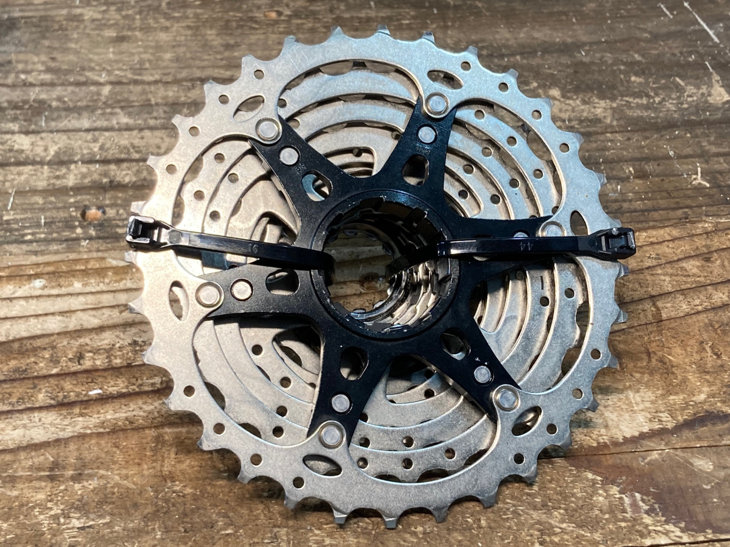 IU362 シマノ SHIMANO 105 CS-5800 スプロケット 11S 11-32T