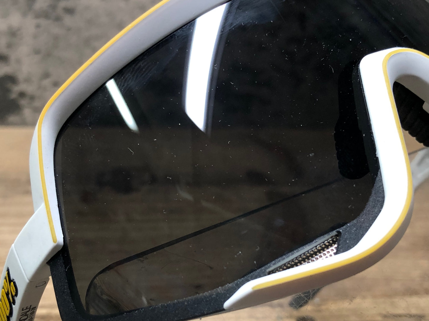 IY981 100％ グレンデール GLENDALE サングラス アイウェア 白