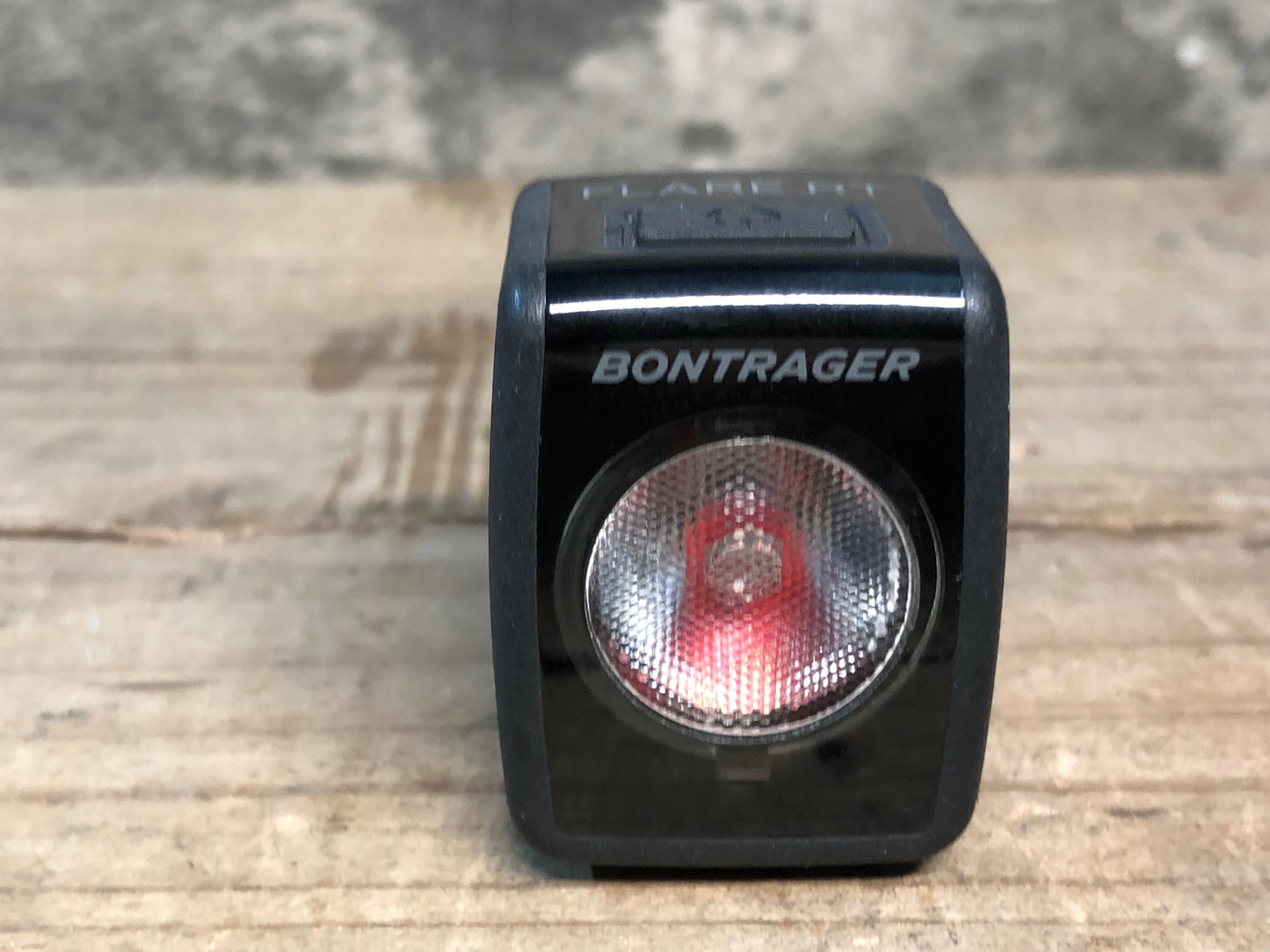 IY811 ボントレガー BONTRAGER ION PRO RT 1300/ Flare RT フロント リア ライトセット