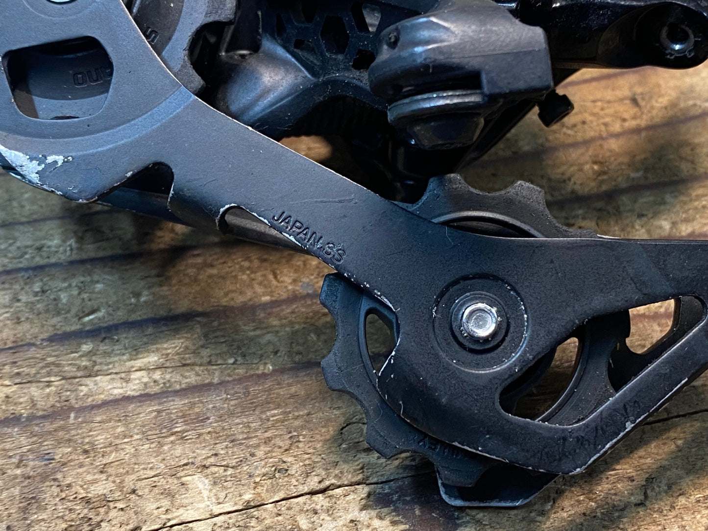 IS862 シマノ SHIMANO 105 RD-R7000 リアディレイラー 11s GS ガリ傷