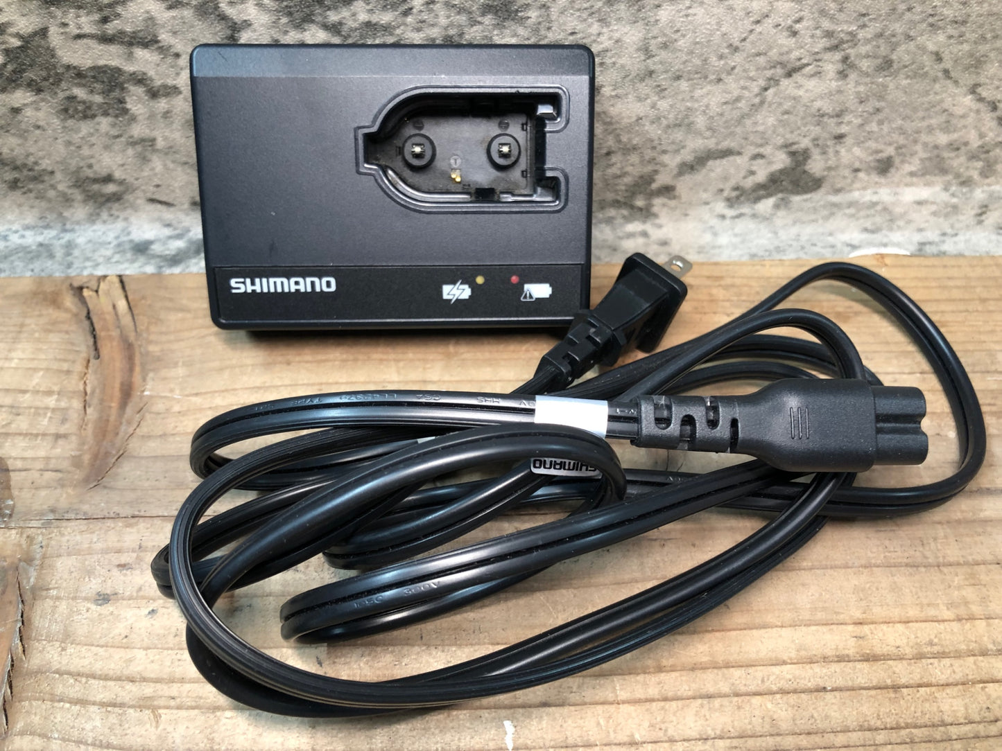 IQ779 シマノ SHIMANO SM-BCR1 バッテリーチャージャ― 動作確認済