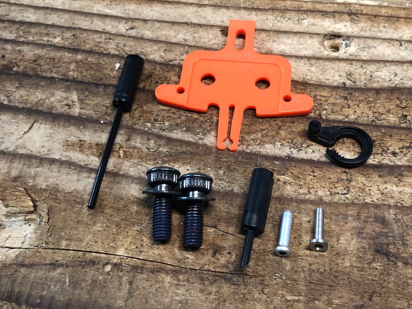 IR383 シマノ SHIMANO 105 ST-R7120 L BR-7170 R STI ディスクブレーキ セット