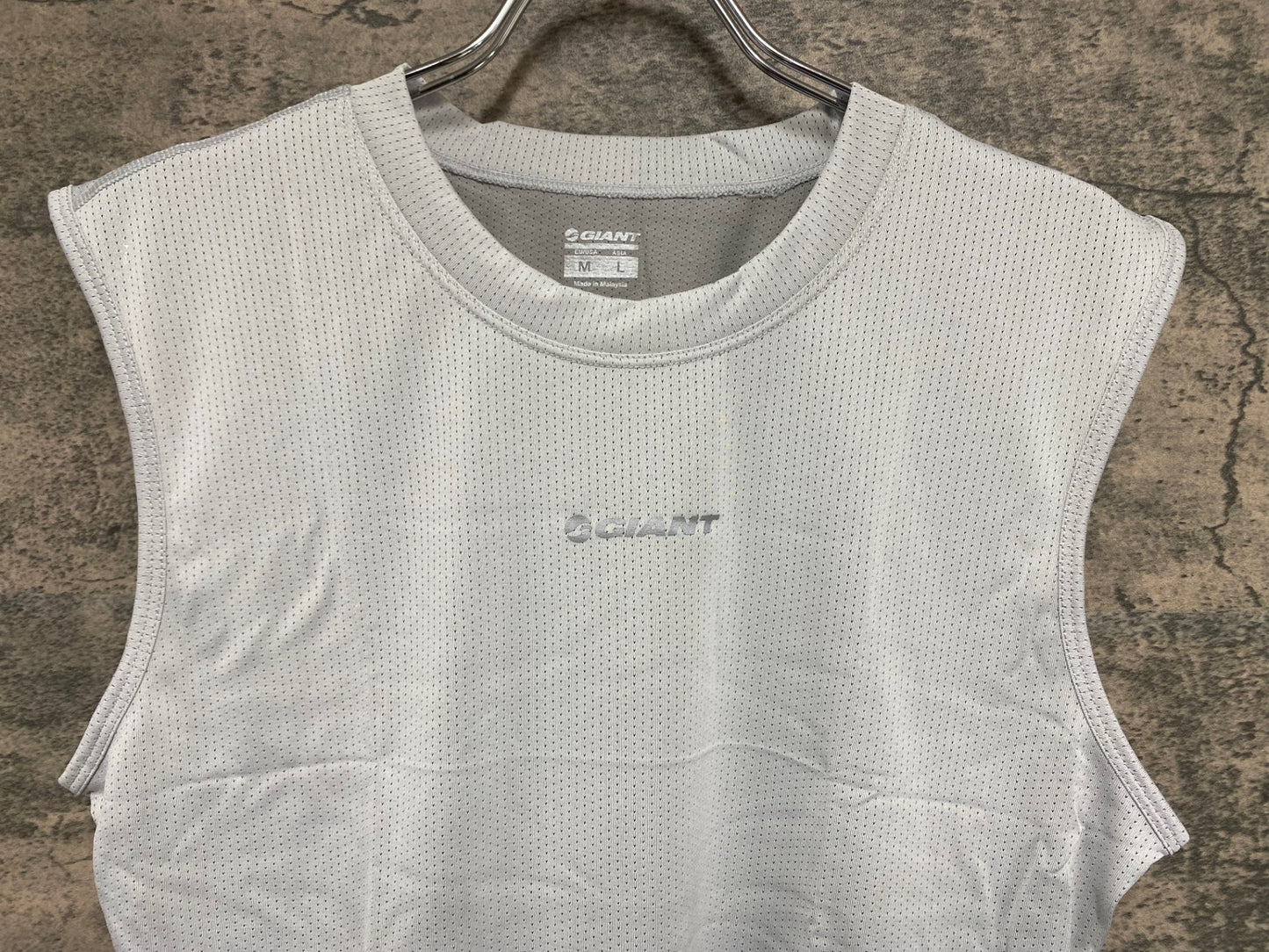 IV925 ジャイアント GIANT ノースリーブ べスレイヤー グレー L メッシュ