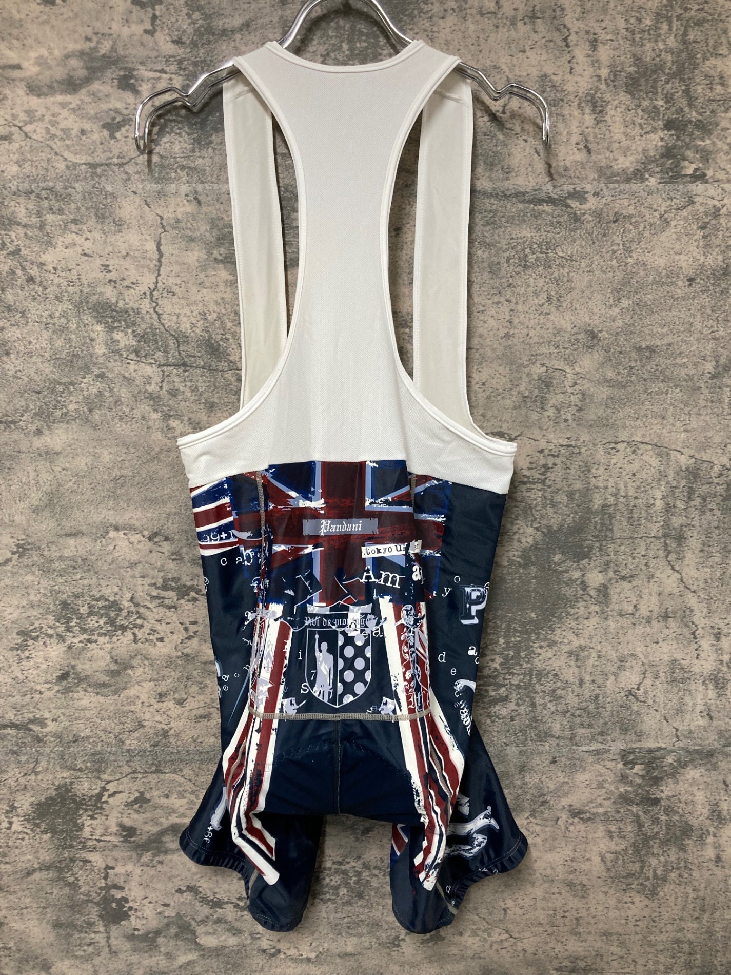 IY623 パンダーニ Pandani ビブショーツ 黒 白 L