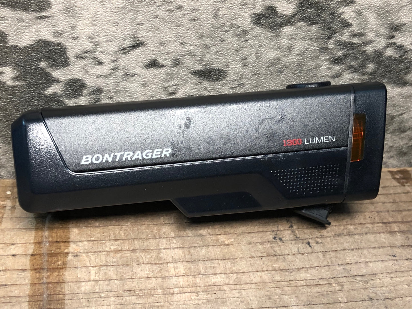 IY811 ボントレガー BONTRAGER ION PRO RT 1300/ Flare RT フロント リア ライトセット