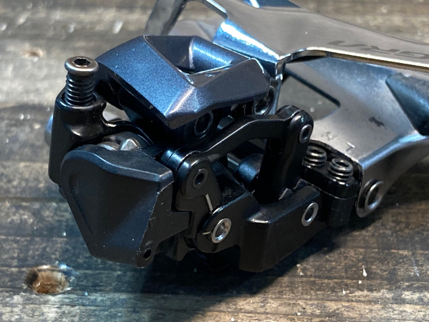 IO855 シマノ SHIMANO アルテグラ ULTEGRA FD-R8000 直付 フロントディレイラー 2s