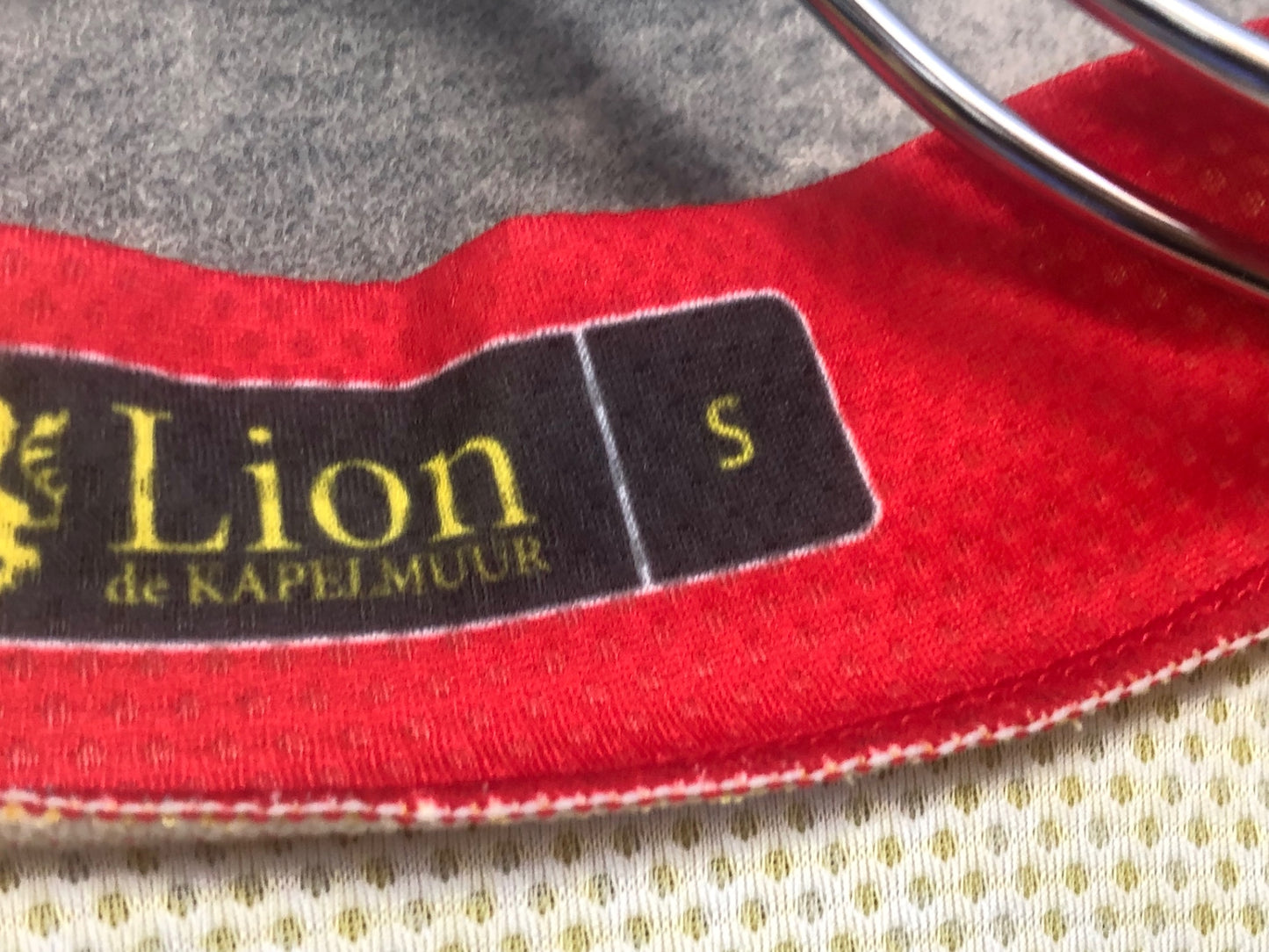 IW595 リオンドカペルミュール Lion de KAPELMUUR 半袖 サイクルジャージ 黒 Ｓ