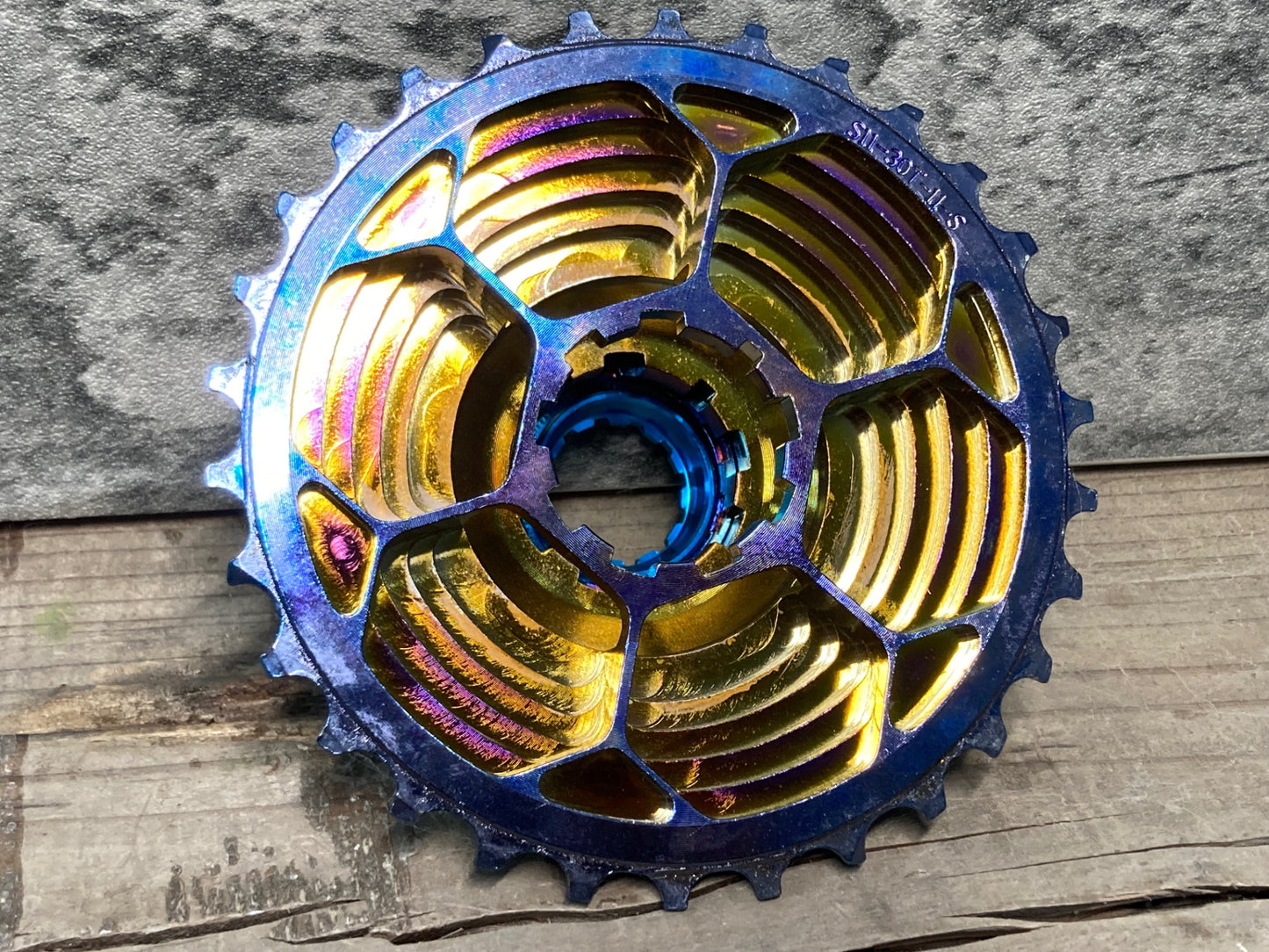 IQ633 レーコン Recon アロイ ALLOY ワンピース 軽量 スプロケット 11-30T 富士ブルー シマノ11s