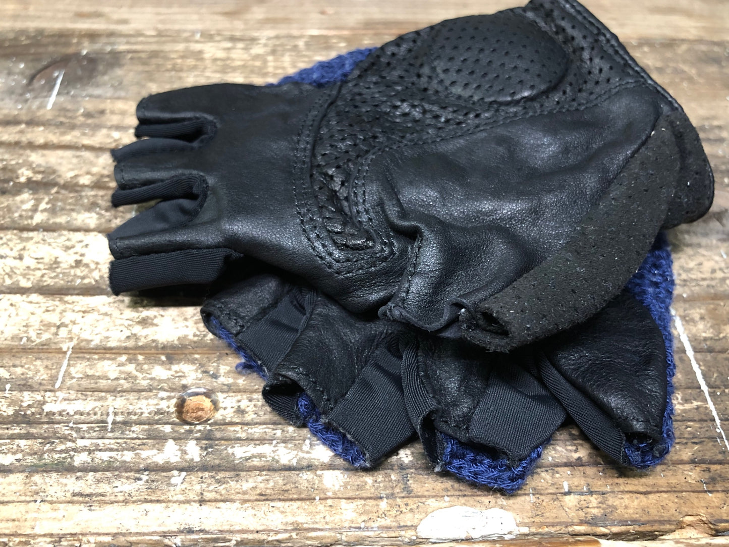 IW758 ラファ Rapha CLASSIC CROCHET MITTS 指切 グローブ 黒 濃紺 M