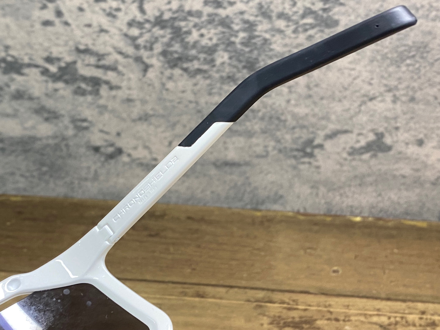 JB339 ボレー bolle CHRONOSHIELD 2 サングラス アイウェア 白