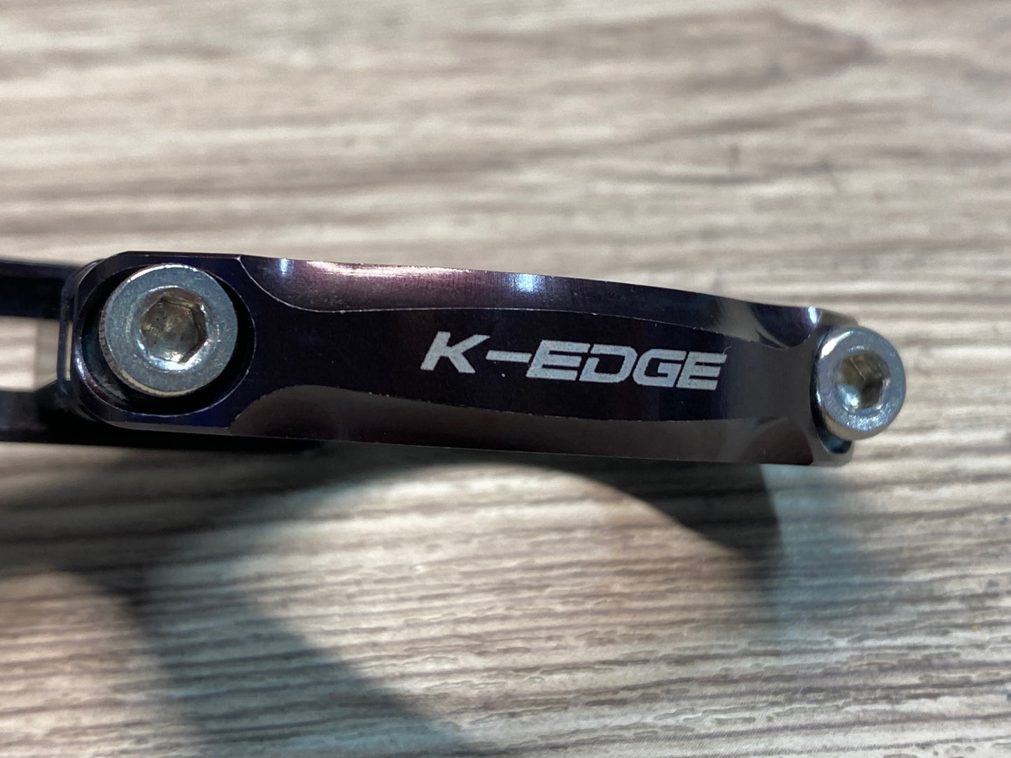 IU878 K-edge 片手 マウント 黒