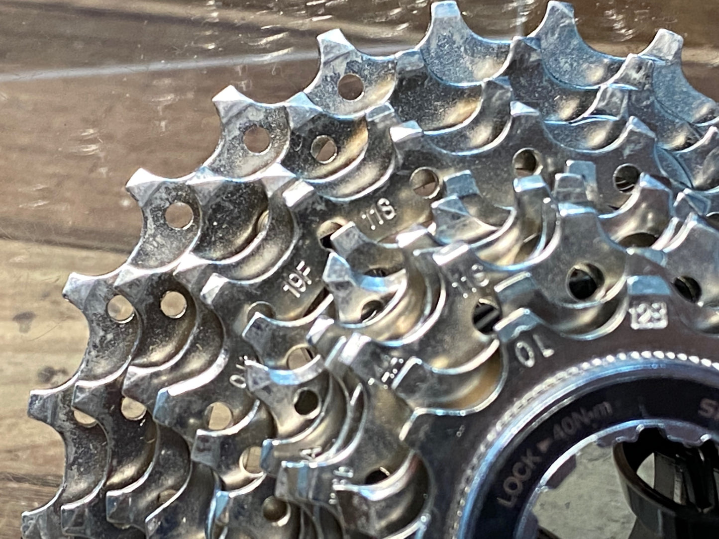 IM821 シマノ SHIMANO 105 CS-5800 スプロケット 11s 12-25T