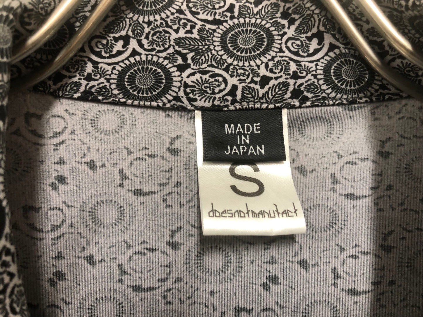 IY019 ダズノットマニファクト doesnotmanufact Roadster Shirt 半袖 シャツ 黒 グレー S