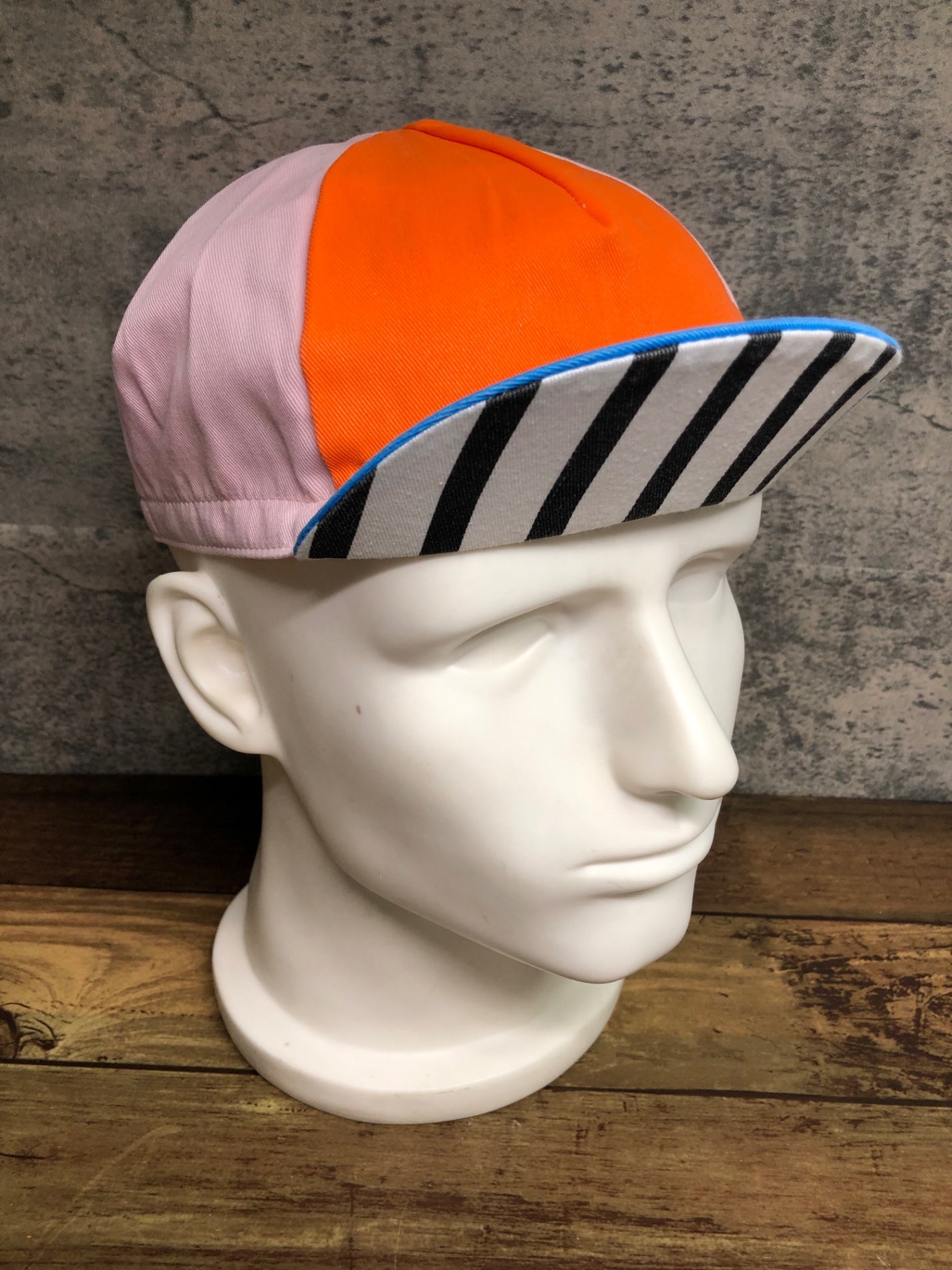 IT328 テンスピードヒーロー サイクルキャップ ピンク ※つばの折れ