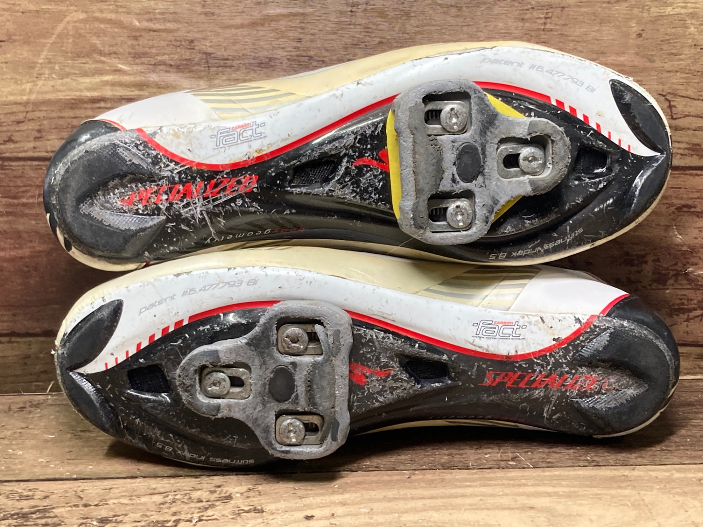 IJ813 スペシャライズド SPECIALIZED EXPERT RD ビンディングシューズ EU41サイズ 白 黒 SPD-SL ソール、つま先傷あり