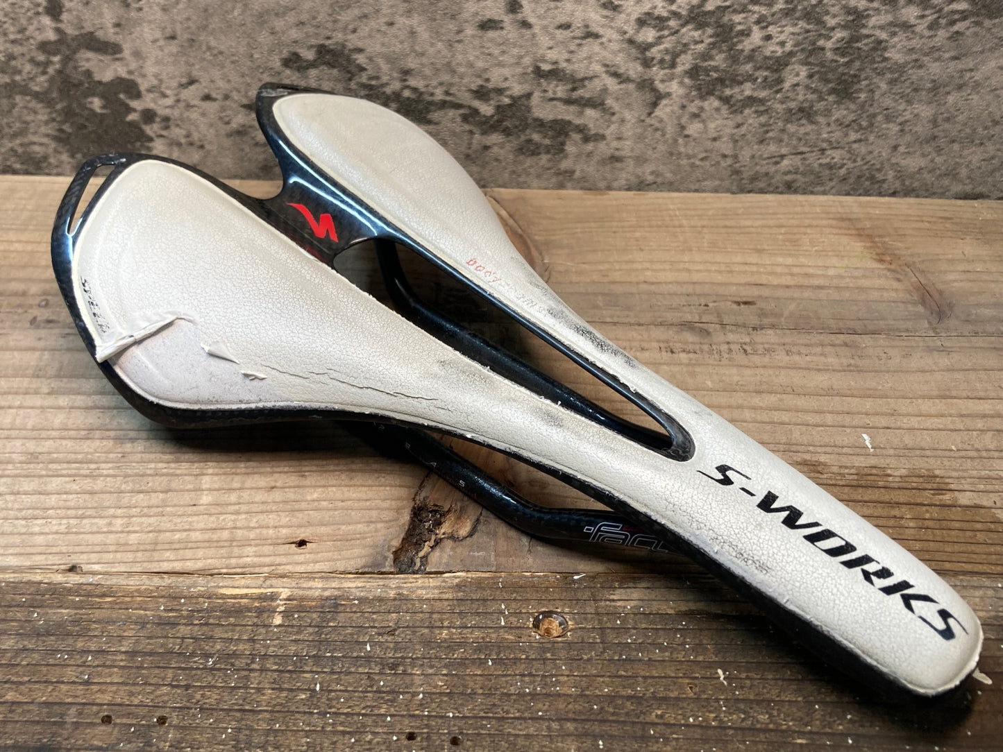 IP805 スペシャライズド SPECIALIZED エスワークス S-WORKS TOUPE サドル カーボンレール