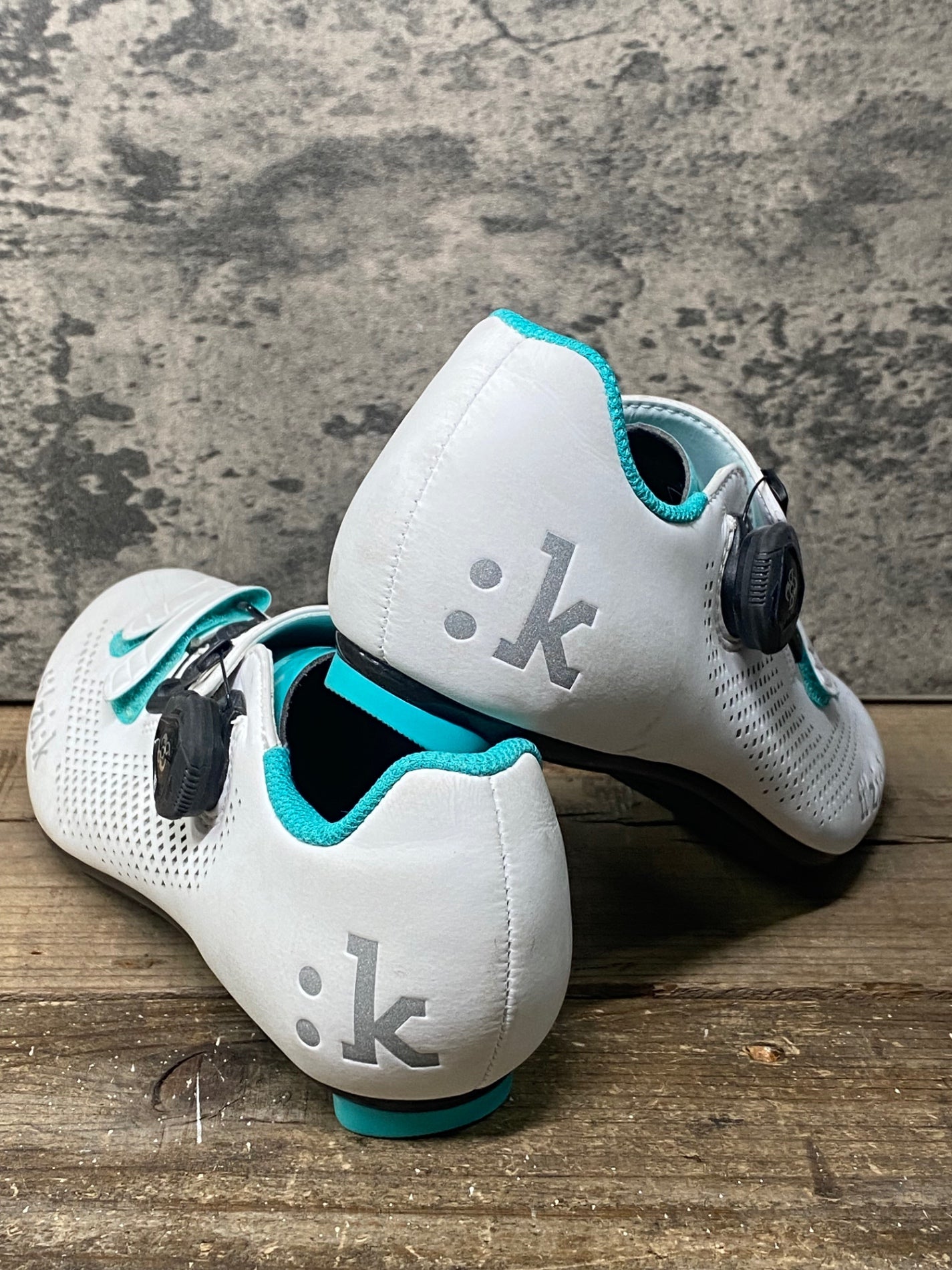 IR846 フィジーク FIZIK R4 ROAD SHOES WOMEN ビンディングシューズ SPD-SL 白 EU36