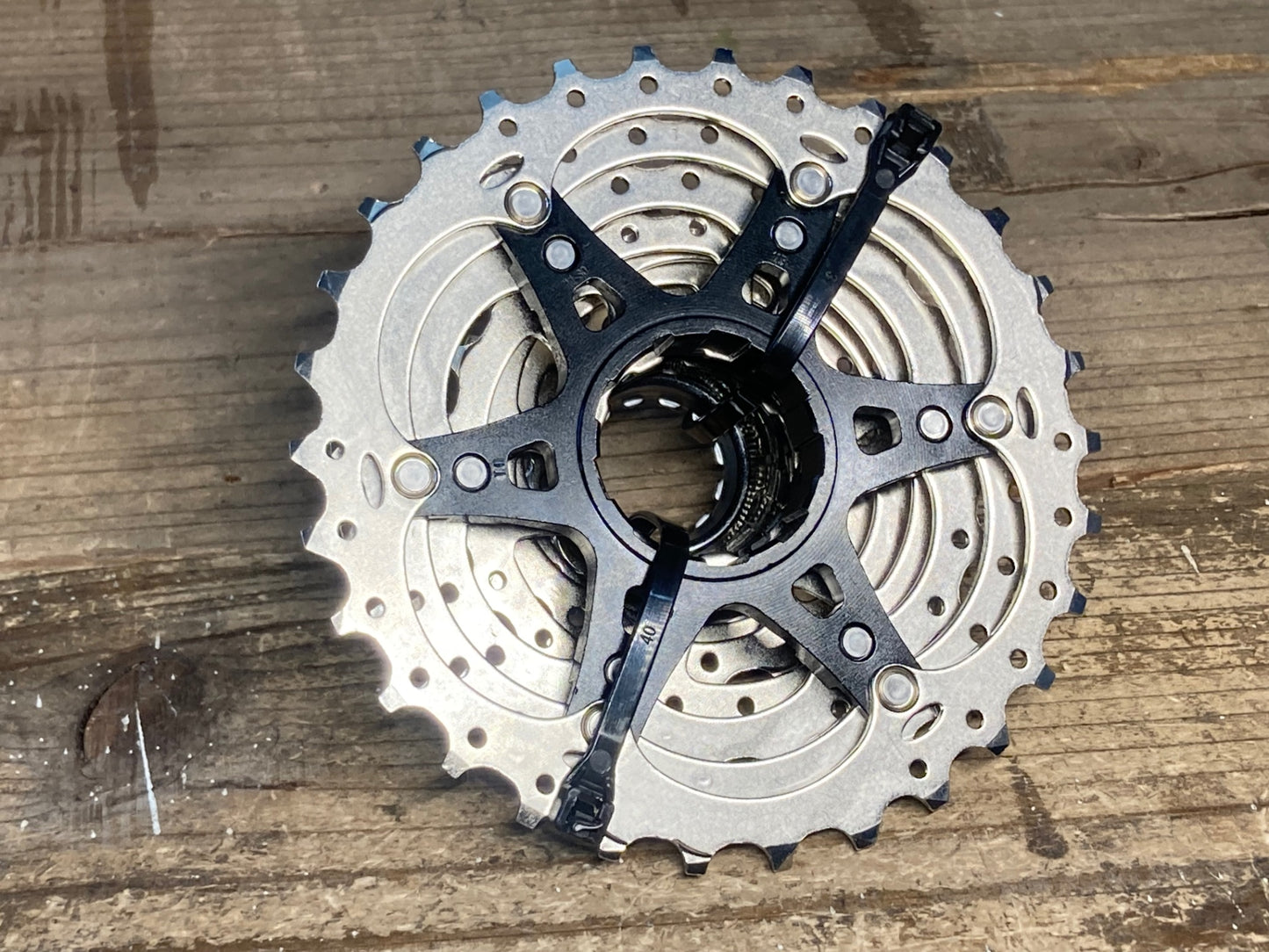 IX778 シマノ SHIMANO 105 CS-R7000 スプロケット 11-30T 11S