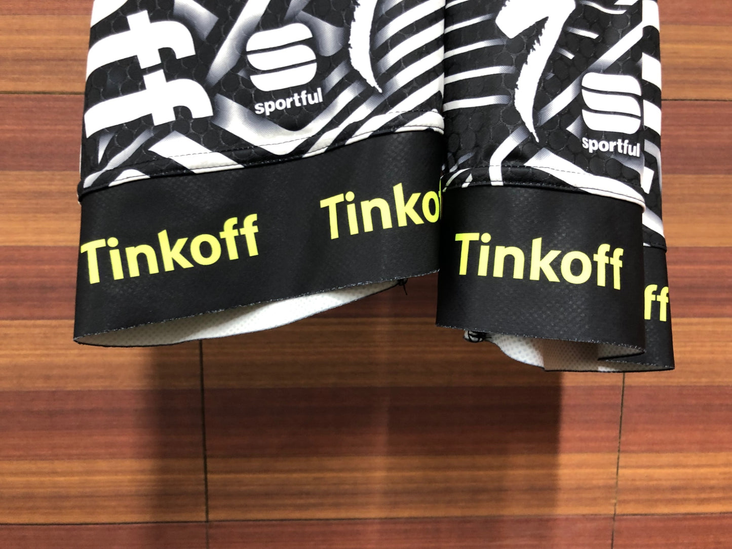 II053 スポーツフル sportful ビブショーツ 白 黒 M tinkoff