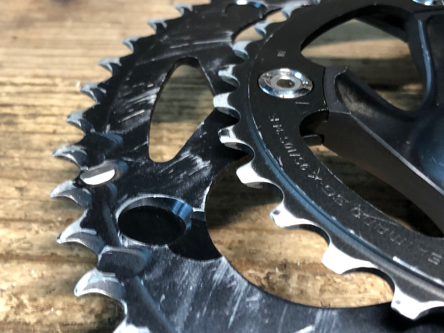 IT140 シマノ SHIMANO 105 FC-5750 クランクセット 170mm 50/34T