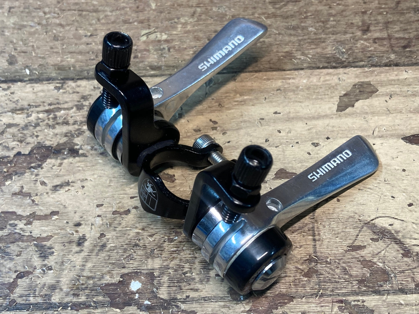 IL166 シマノ SHIMANO SL-R400 ダブルレバー 左右セット