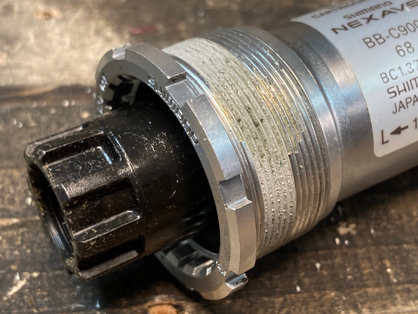 IS153 シマノ SHIMANO ネクサーヴ NEXAVE BB-C900 BB 121mm 68mm