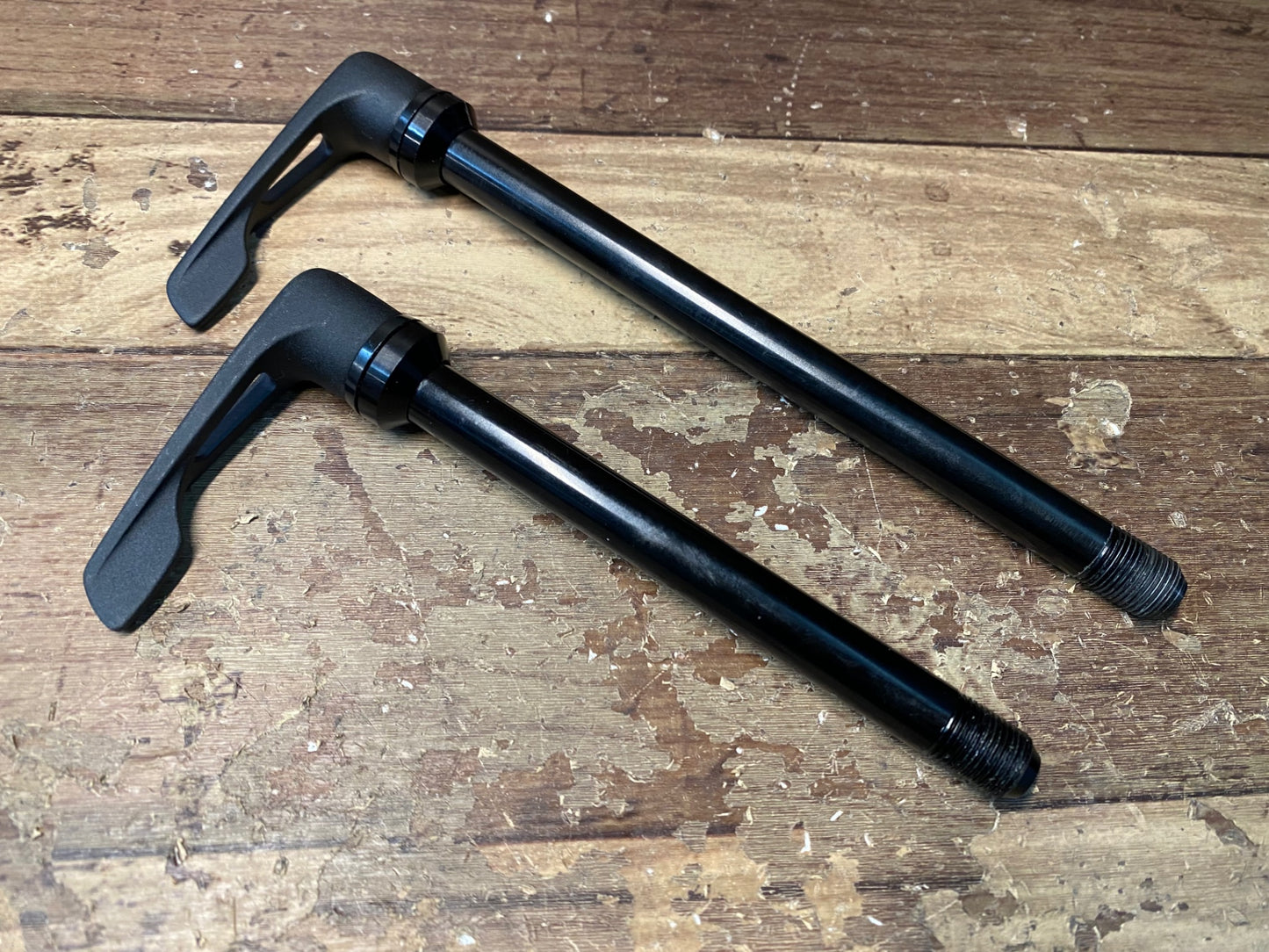 IK608 スペシャライズド SPECIALIZED RWS 10 ALU Ø12 FOR THRU AXLE PLUG-IN スルーアクスル 前後セット