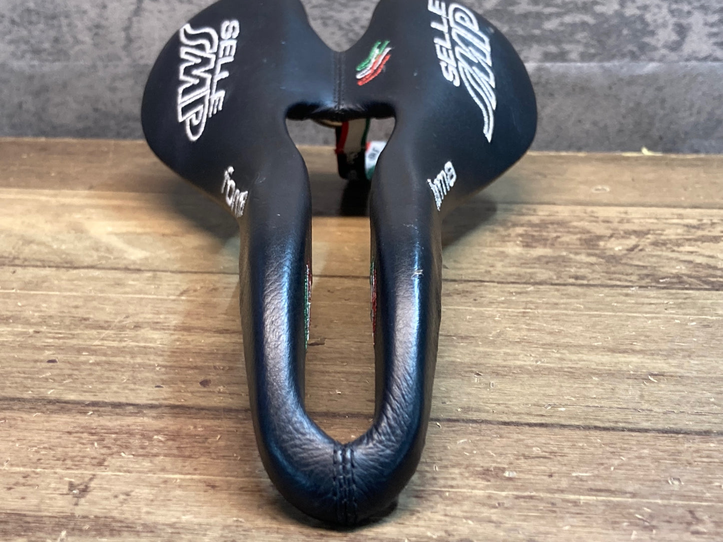 IX774 セラ Selle SMP forma サドル 黒 inox Tubeレール