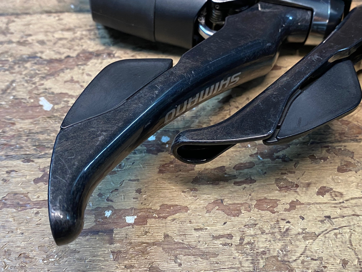 IM944 シマノ Shimano ST-RS685 油圧 STIレバー 2x11S