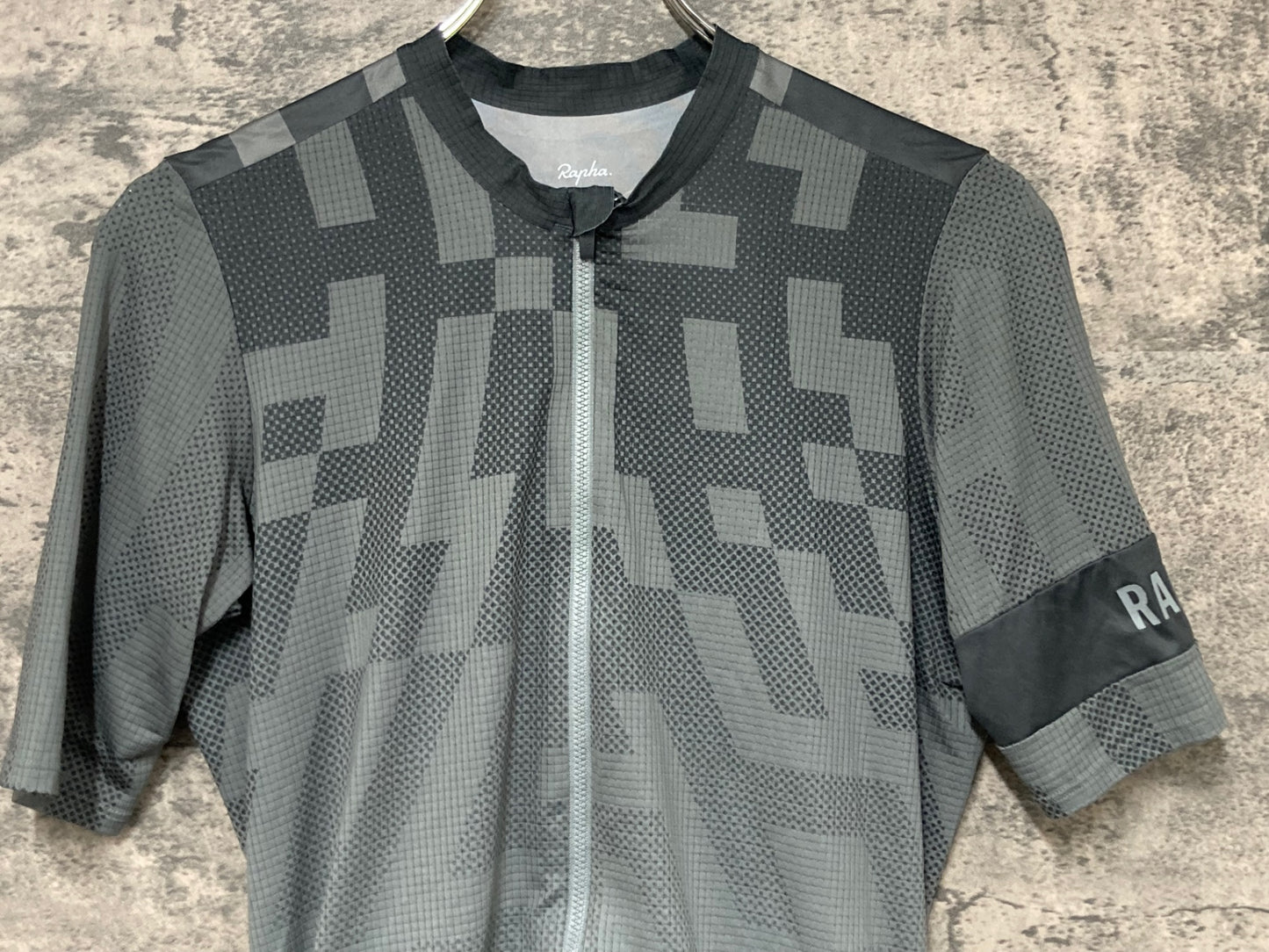 IX925 ラファ Rapha PRO TEAM FLYWEIGHT JERSEY AERO BLOCK 半袖 サイクルジャージ グレー M