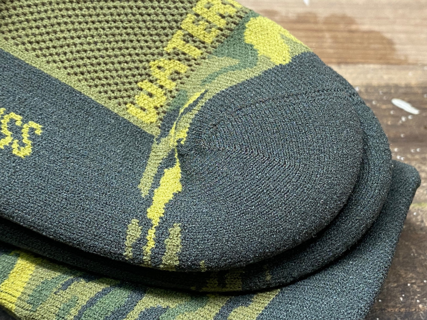 IQ176 シャワーズパス showers pass 防水ソックス 緑 迷彩 M/L