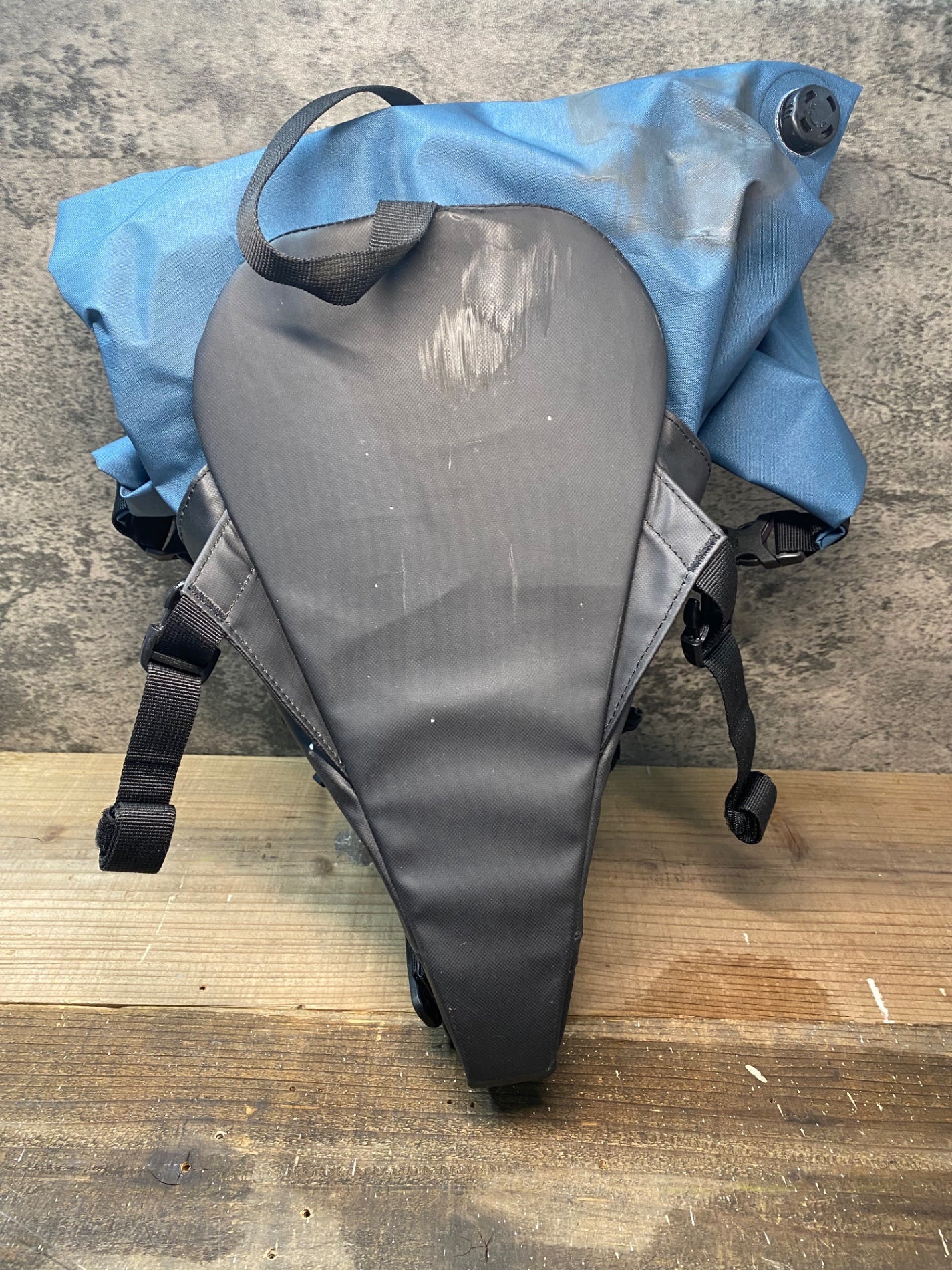 IM460 ドイター deuter カベゾン CABEZON SB16 サドルバッグ ※汚れ、スレ傷