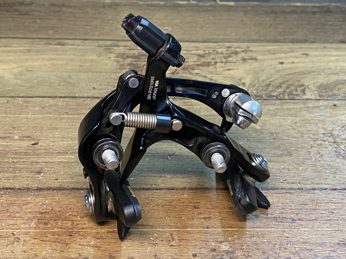 IN627 シマノ SHIMANO 105 BR-R7010RS ダイレクトマウント キャリパーブレーキ リアのみ