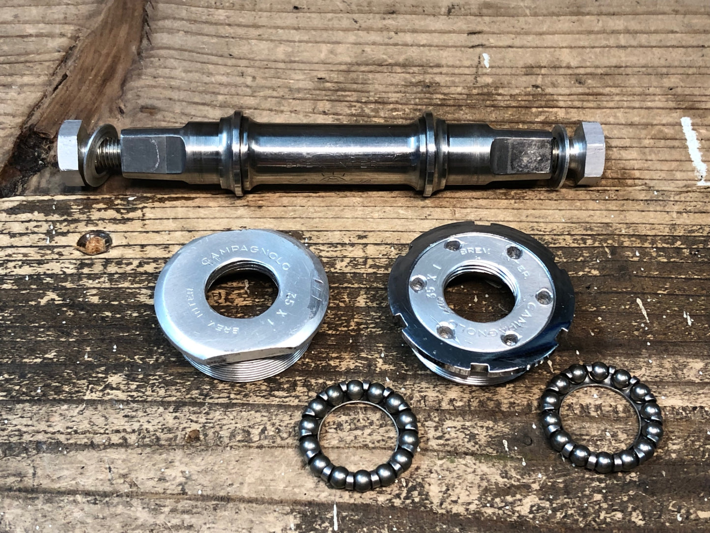 IX864 カンパニョーロ スーパーレコード チタンシャフトBBセット フレンチ規格 35x1