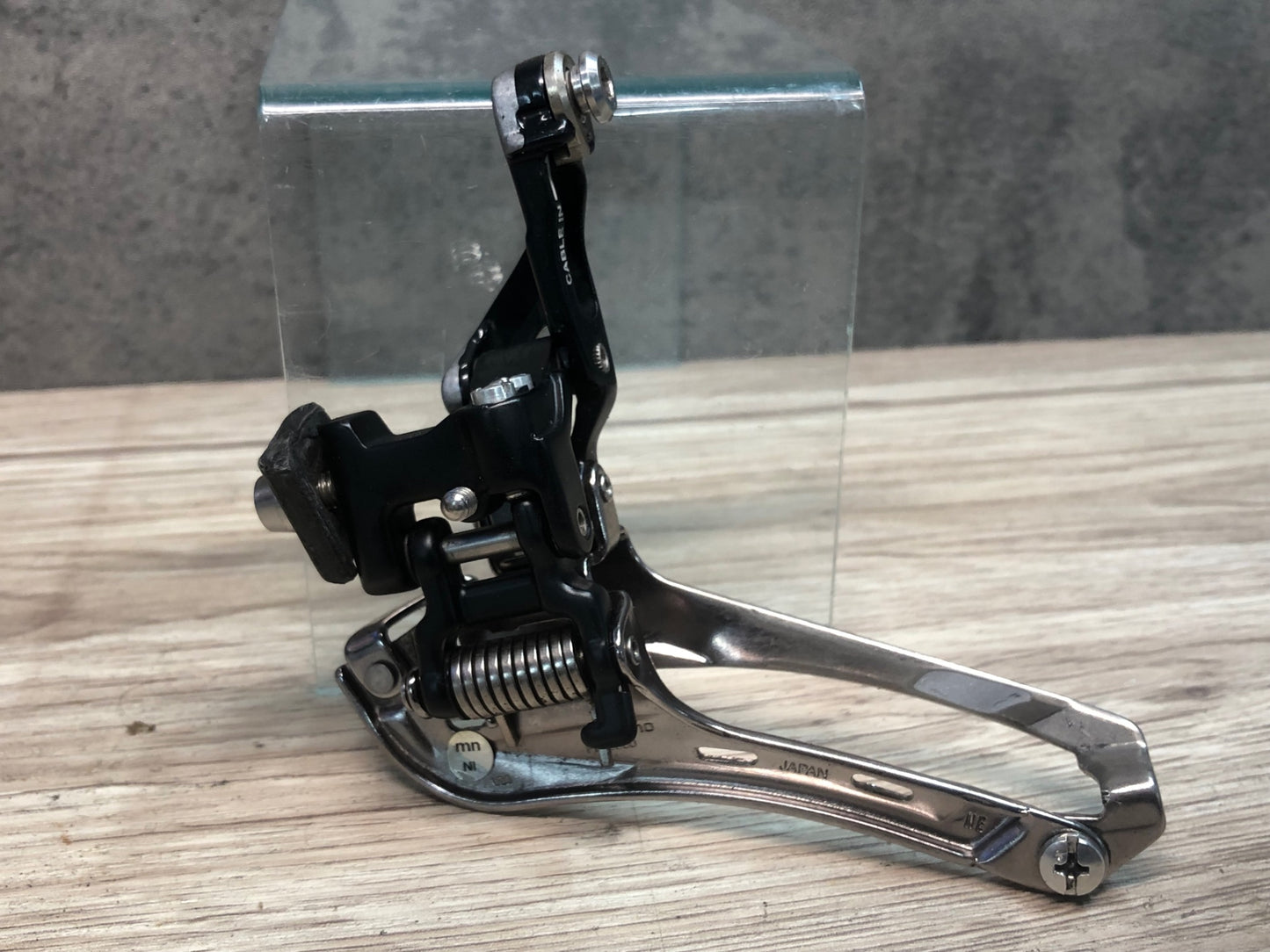 IU426 シマノ SHIMANO デュラエース DURA-ACE フロントディレイラー FD-9000 直付け
