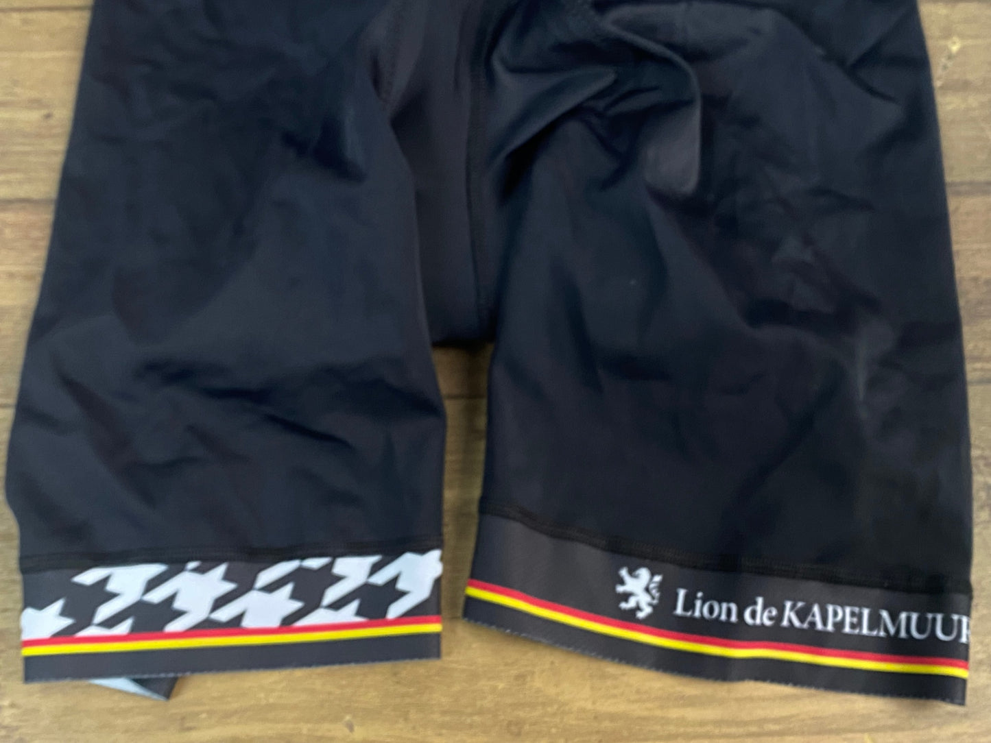 IQ841 リオンドカペルミュール Lion de KAPELMUUR レーサーパンツ 黒 XL