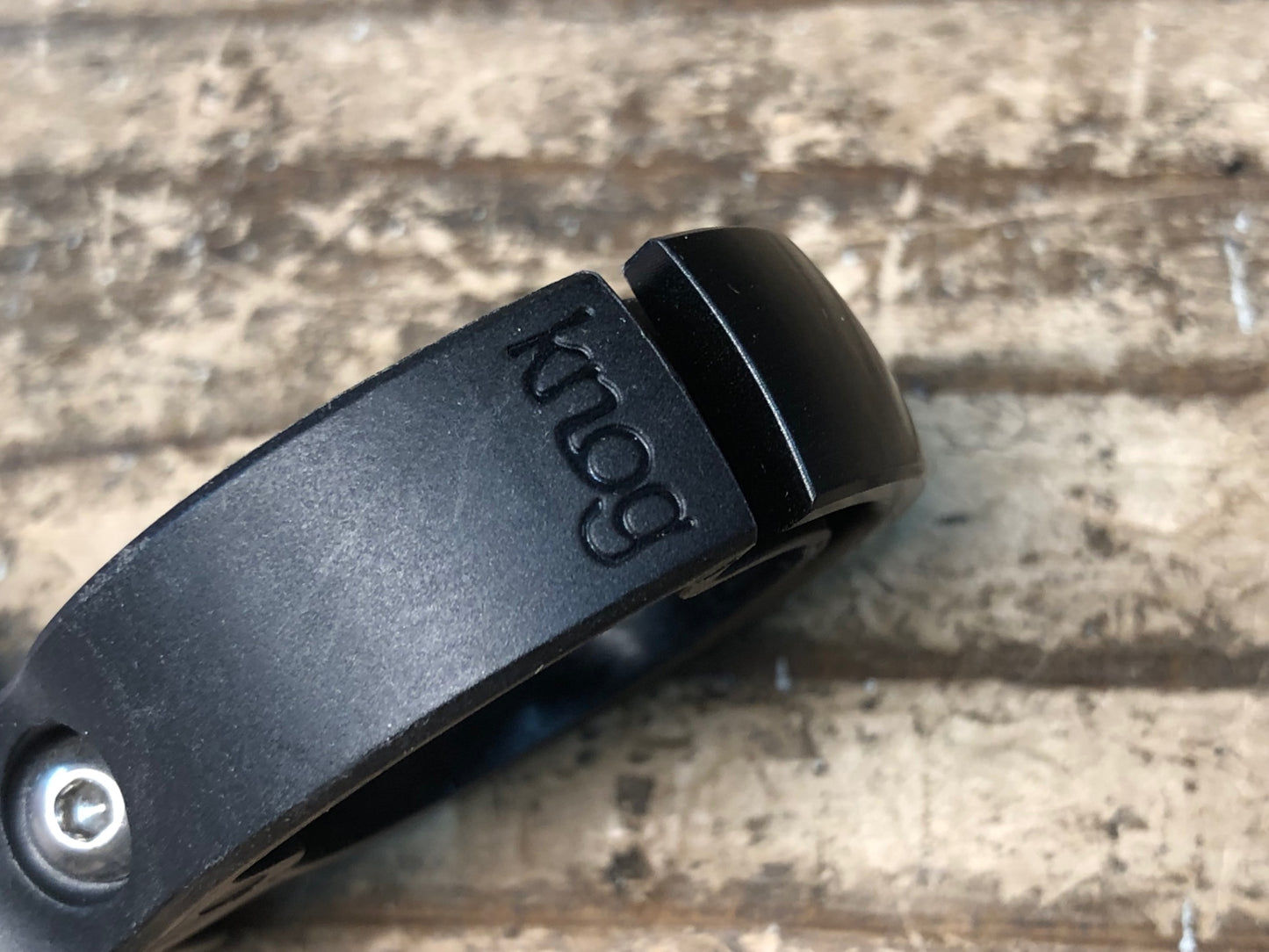 IN703 ノグ knog オイ Oi ベル Φ31.8 黒