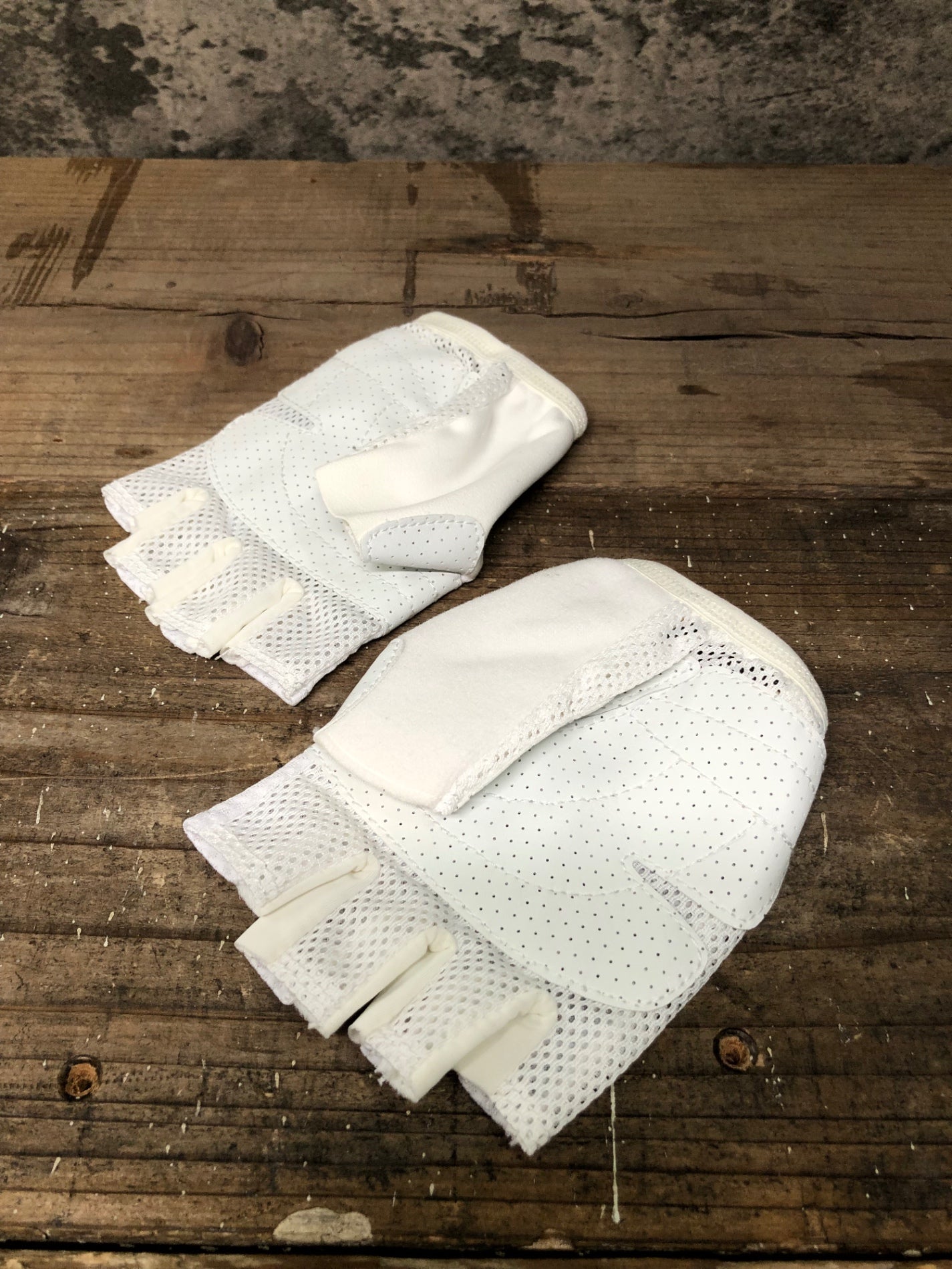 IN347 ラファ RAPHA グローブ 指ぬき 白 M