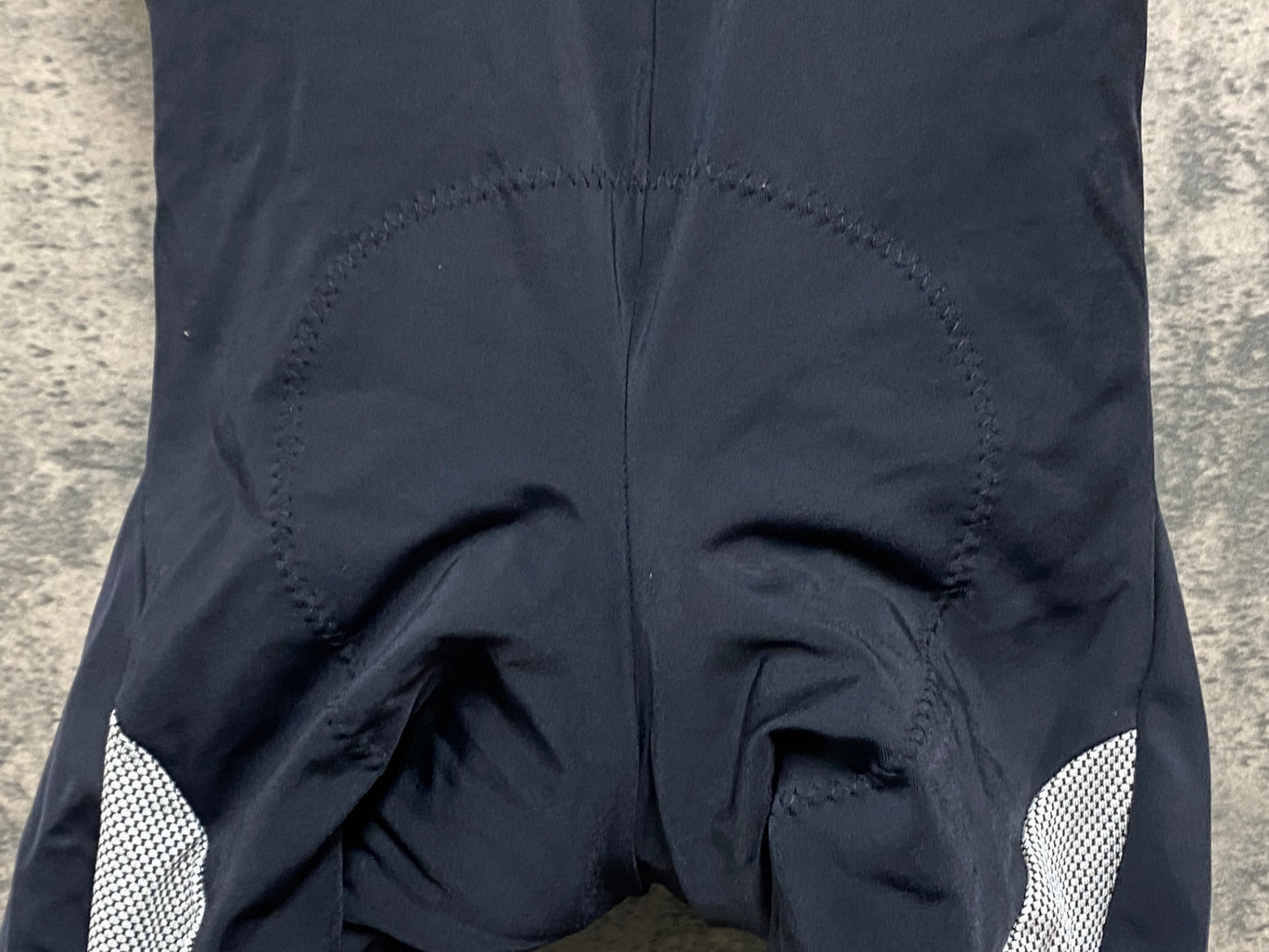 IY787 アソス assos ビブショーツ 黒 L